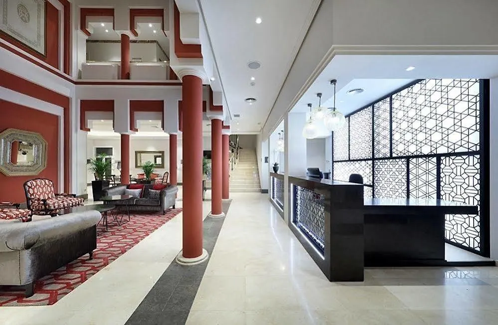 Hotel Eurostars Regina Sewilla 3*,